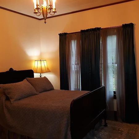 Harriott House, The Summer Room Terre Haute Luaran gambar
